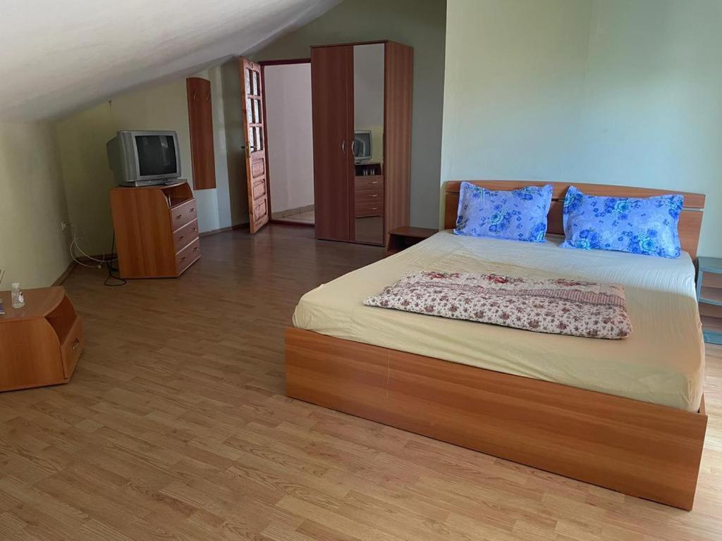 Vila George Эфорие-Суд Экстерьер фото