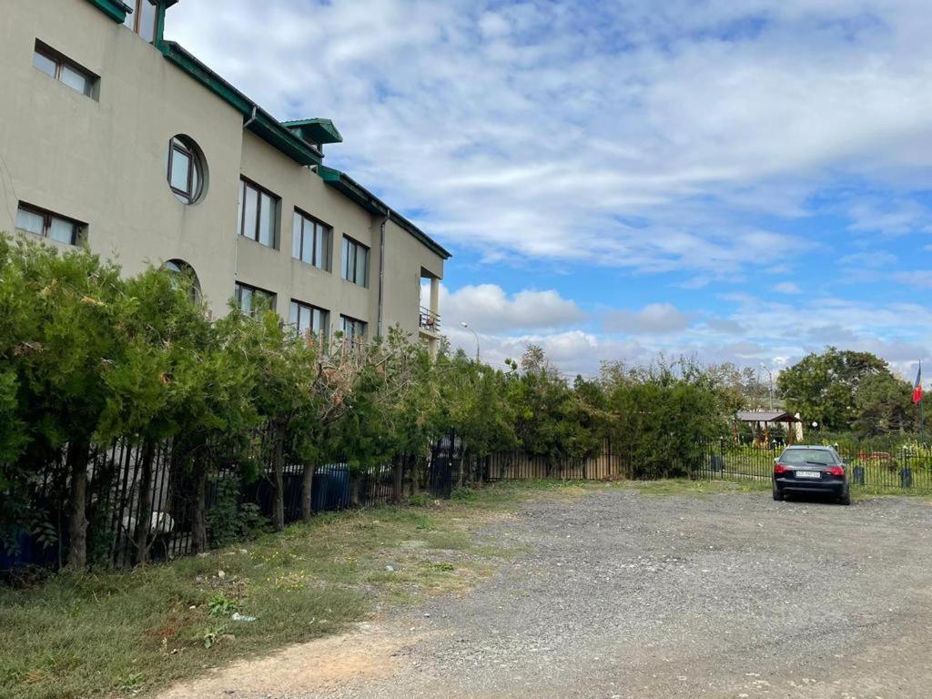 Vila George Эфорие-Суд Экстерьер фото